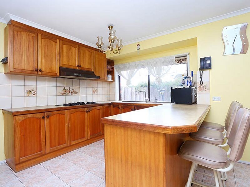 4 Enngonia Cres, Clayton South VIC 3169