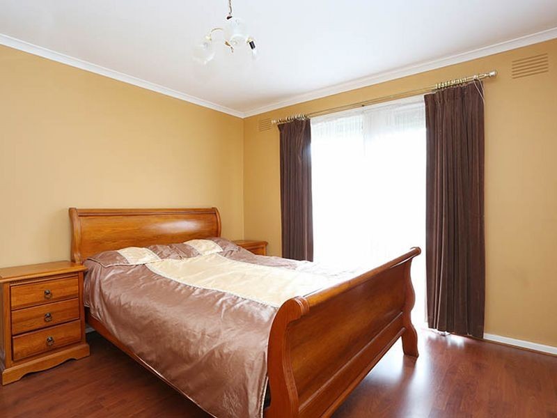 4 Enngonia Cres, Clayton South VIC 3169