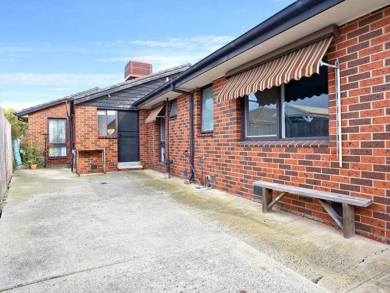 4 Enngonia Cres, Clayton South VIC 3169