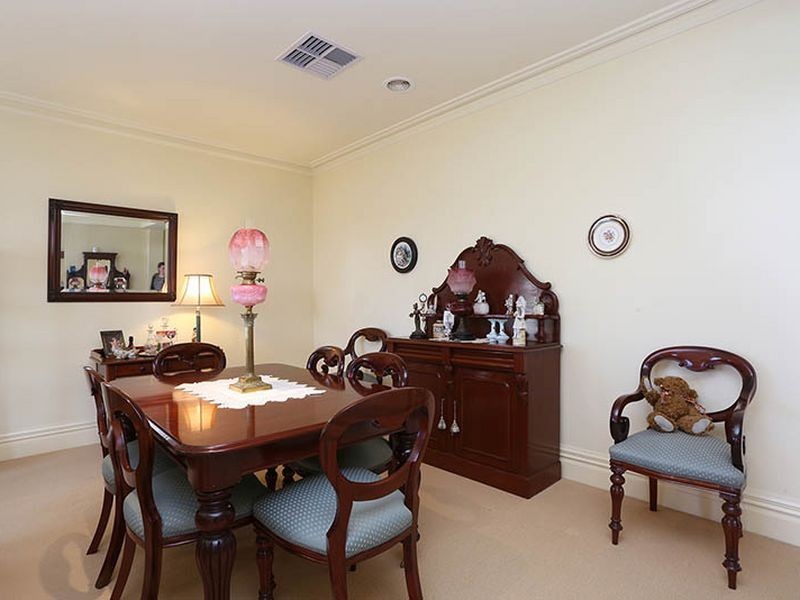 7 The Esplanade, Narre Warren South VIC 3805