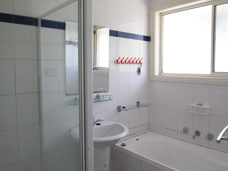 26 Bournemouth Avenue, Springvale VIC 3171