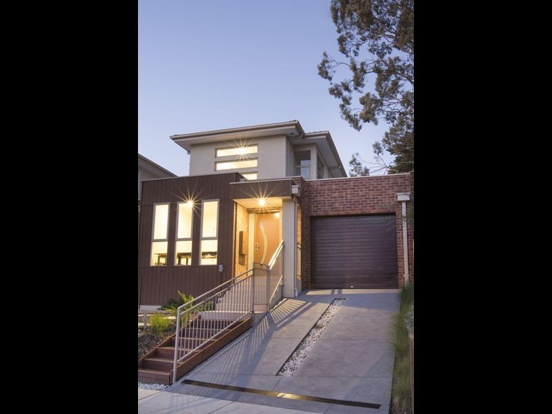 62C Pepperell Ave, Glen Waverley VIC 3150