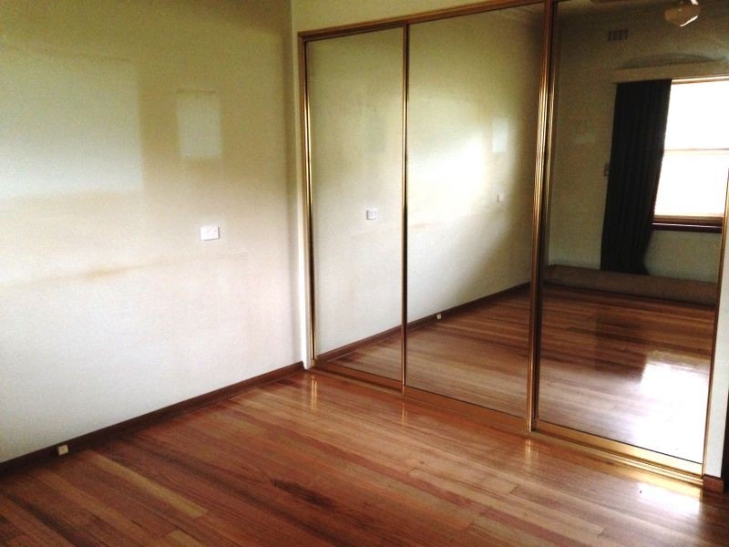 42 Hinkler Road, Glen Waverley VIC 3150