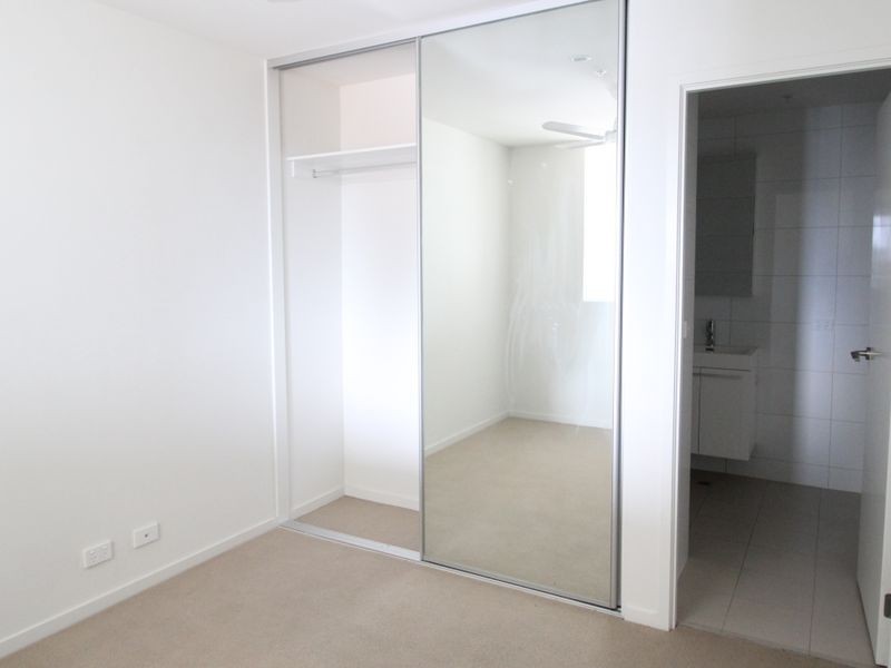 613/39 Kingsway, Glen Waverley VIC 3150