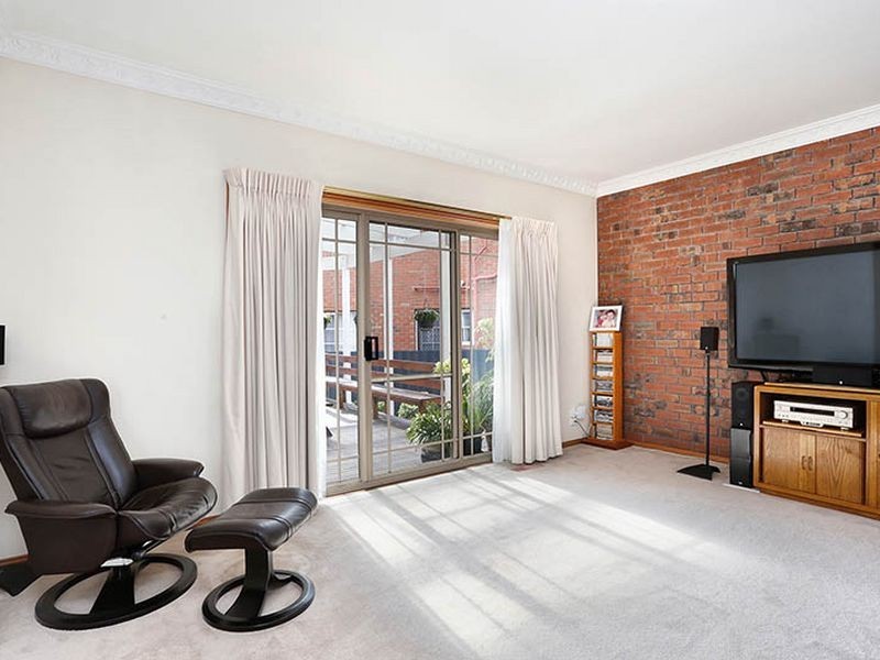 1 College Court, Glen Waverley VIC 3150