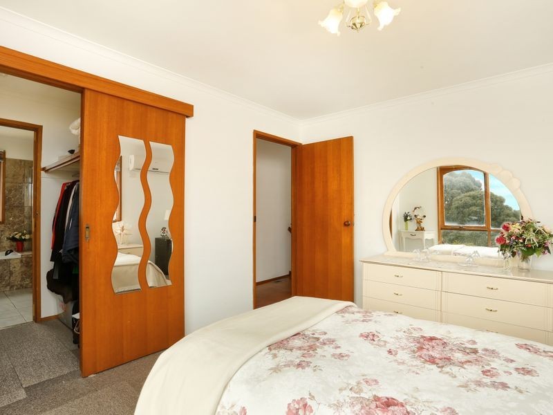 899 Ferntree Gully Road, Wheelers Hill VIC 3150