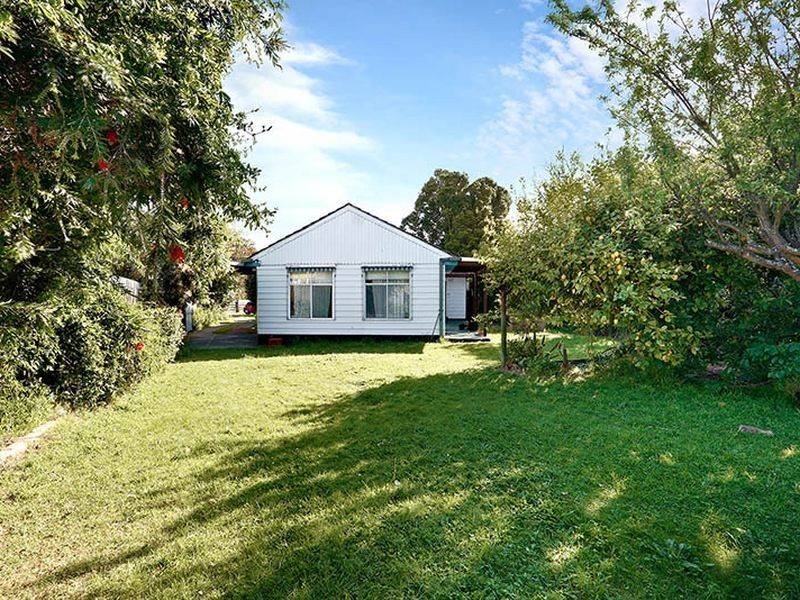 35 Lincoln Avenue, Glen Waverley VIC 3150