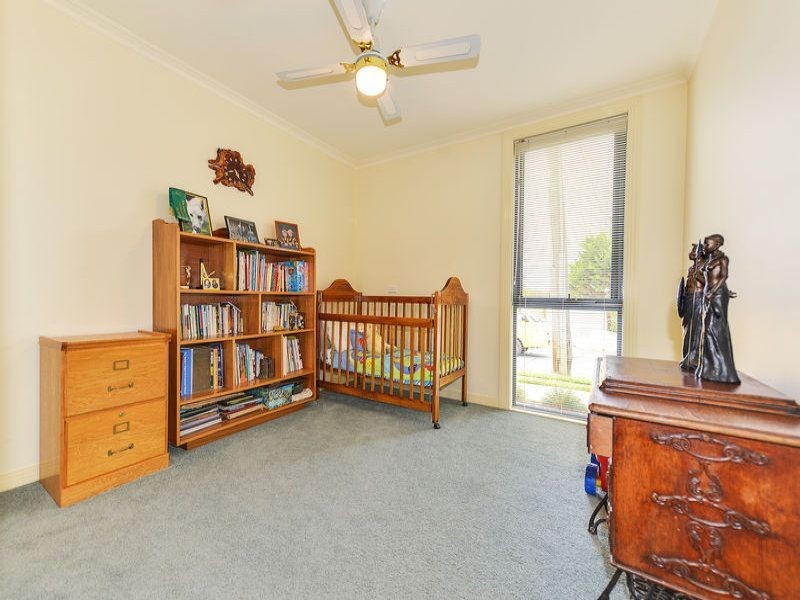 9a Bapaume Avenue, Edithvale VIC 3196