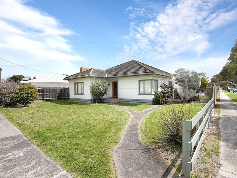 29 Nortcliffe Road, Edithvale VIC 3196