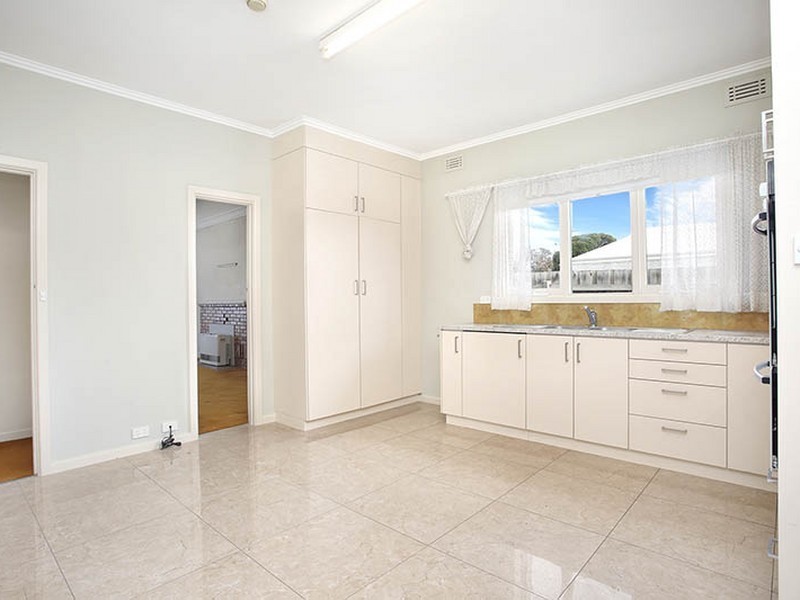 29 Nortcliffe Road, Edithvale VIC 3196