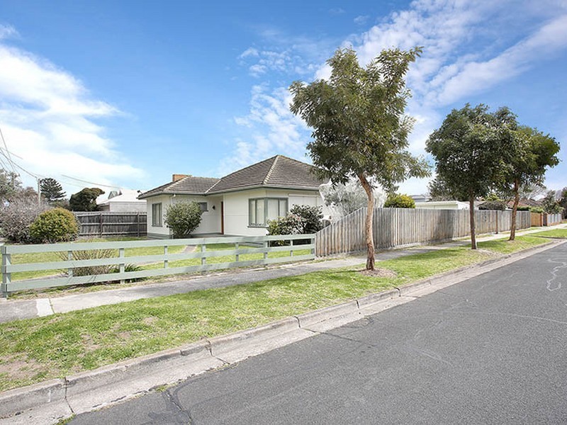 29 Nortcliffe Road, Edithvale VIC 3196