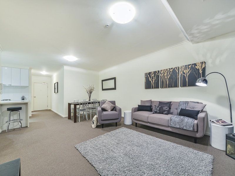810/63 Whiteman Street, Southbank VIC 3006