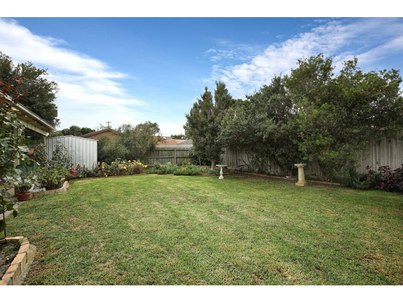 1 Kingston Court, Chelsea VIC 3196