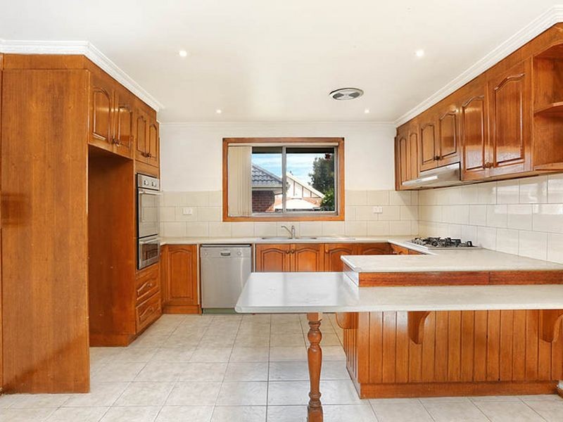 15b Ambrie Crescent, Noble Park VIC 3174