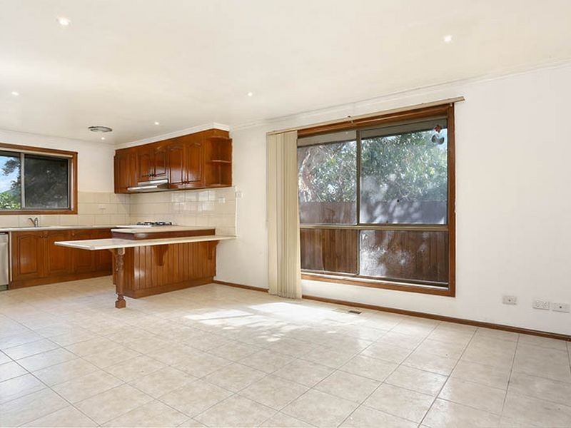 15b Ambrie Crescent, Noble Park VIC 3174