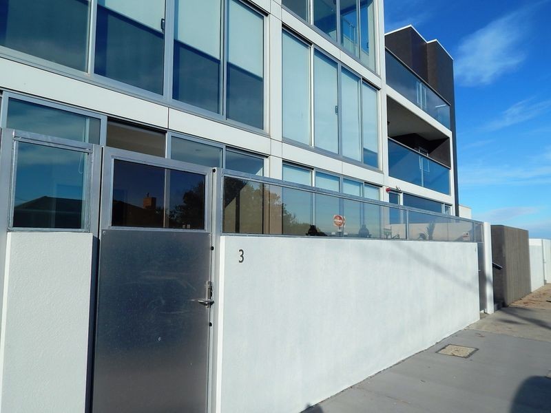 3/18 Avondale Avenue, Chelsea VIC 3196