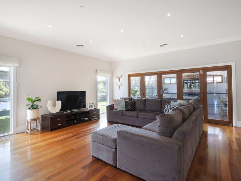 1 Broadway, Bonbeach VIC 3196