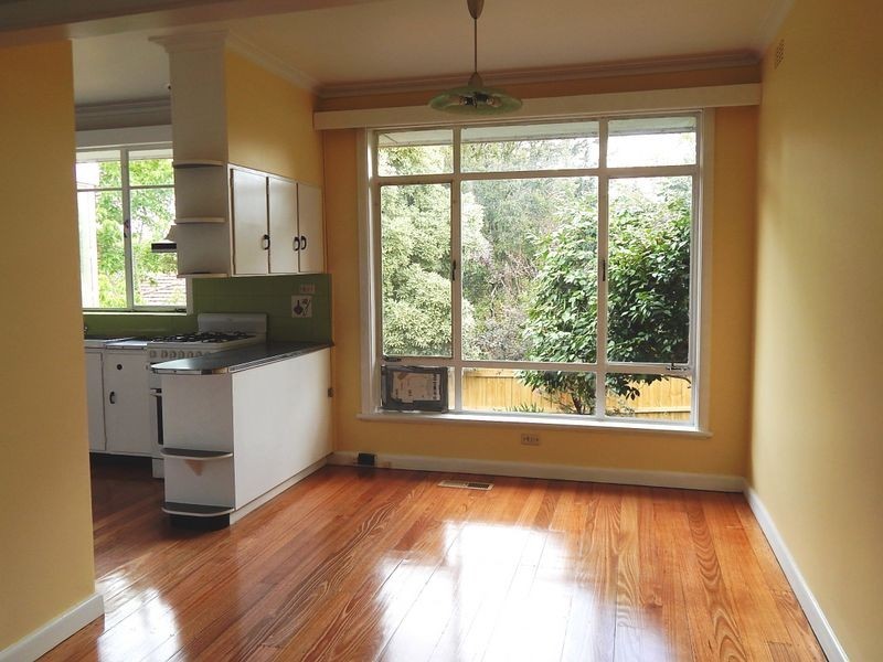 10 Chester Street, Surrey Hills VIC 3127