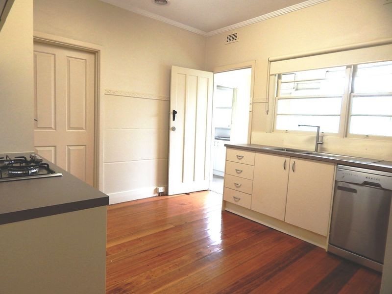 48 Bishop Street, Oakleigh VIC 3166