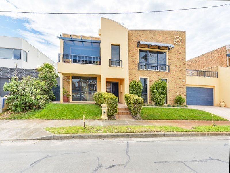 9a Bapaume Avenue, Edithvale VIC 3196