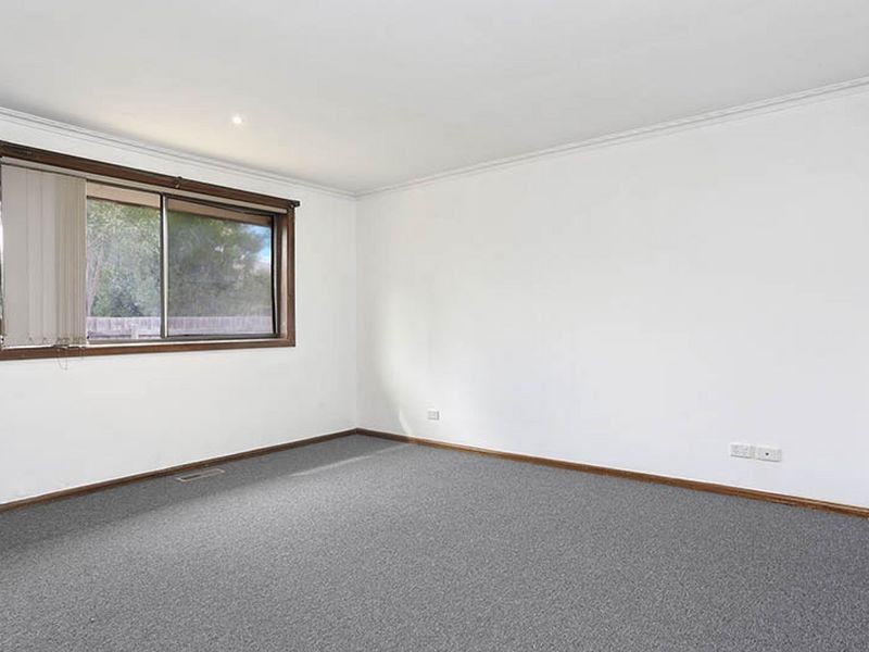 15b Ambrie Crescent, Noble Park VIC 3174