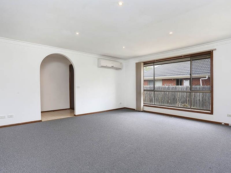 15b Ambrie Crescent, Noble Park VIC 3174