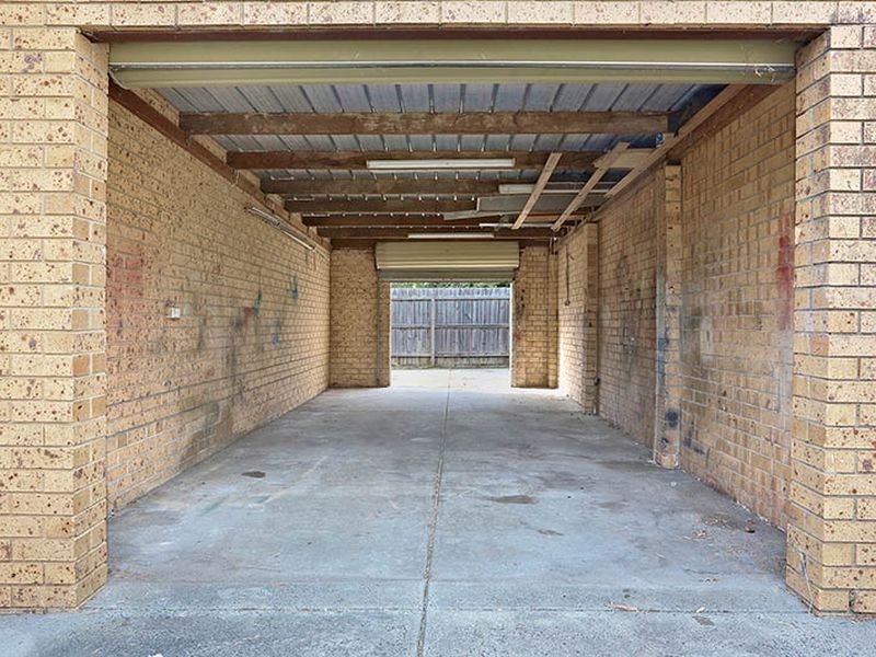 15b Ambrie Crescent, Noble Park VIC 3174