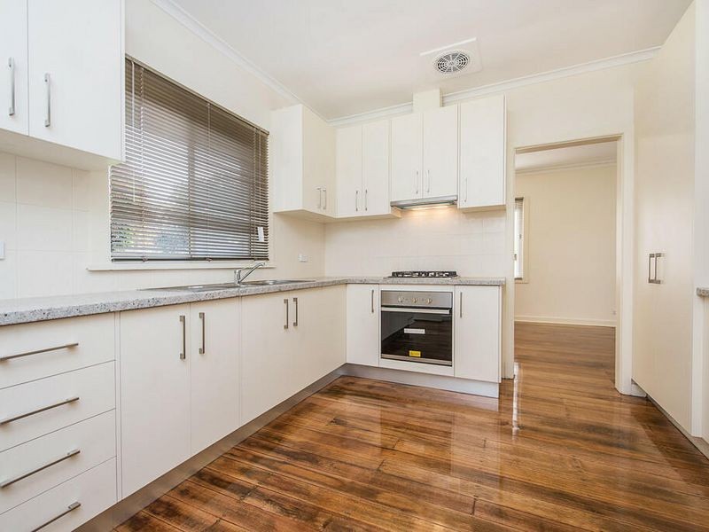 13 Arunta Crescent, Clarinda VIC 3169