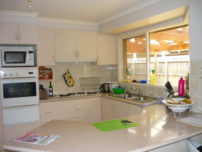 6 Dairy Place, Skye VIC 3977