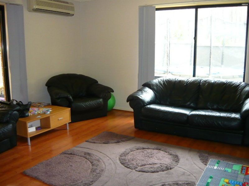 6 Dairy Place, Skye VIC 3977