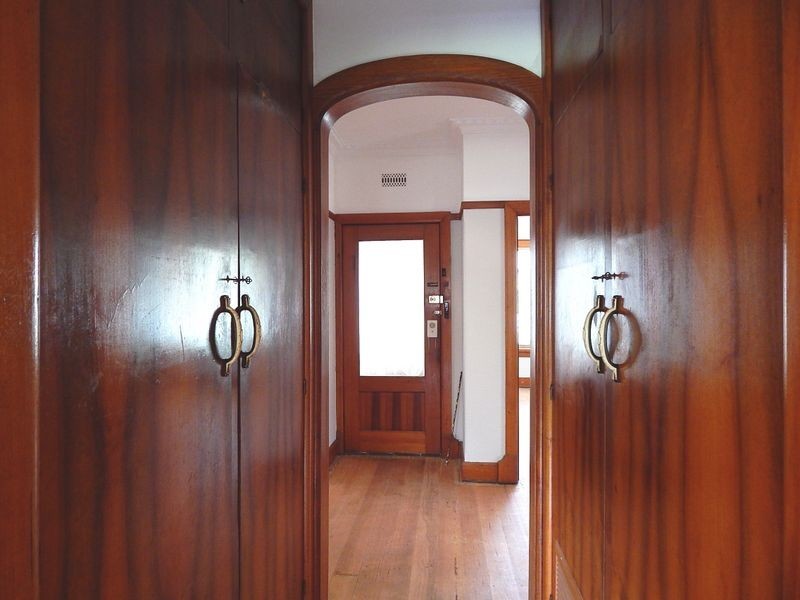 1 Oswald Thomas Avenue, Hampton East VIC 3188