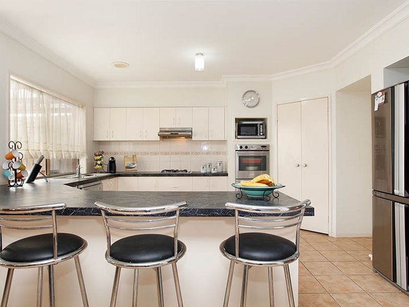 11 Norfolk Place, Aspendale VIC 3195