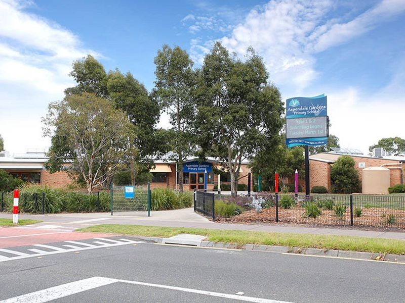 11 Norfolk Place, Aspendale VIC 3195