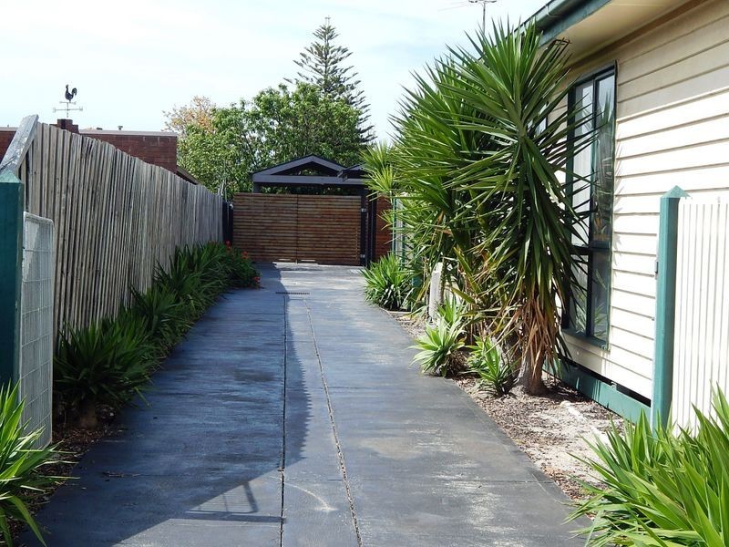 2/64 Elsie Grove, Chelsea VIC 3196