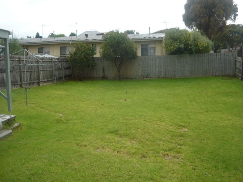 5 Northcliffe Road, Edithvale VIC 3196