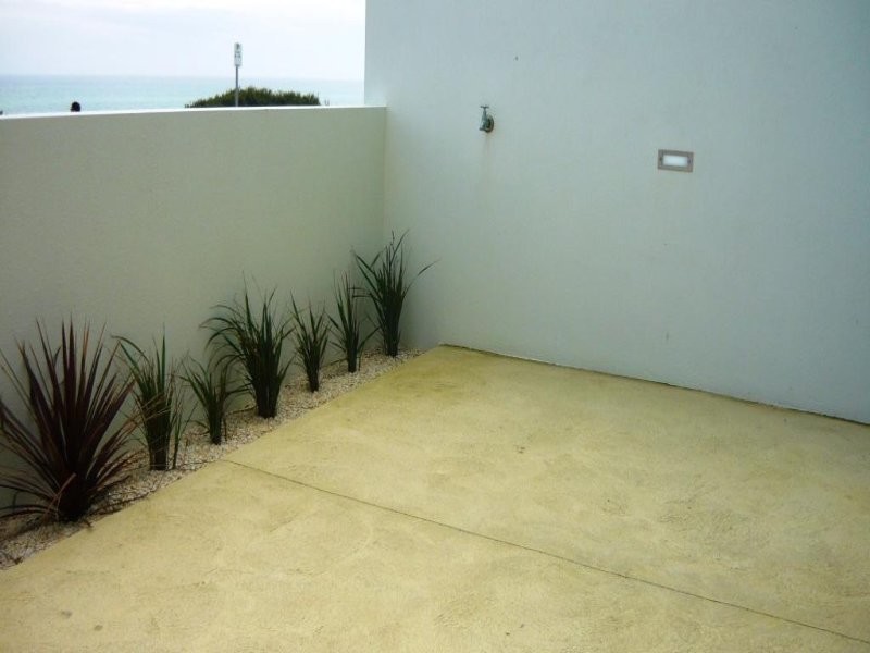 8/18 Avondale Avenue, Chelsea VIC 3196