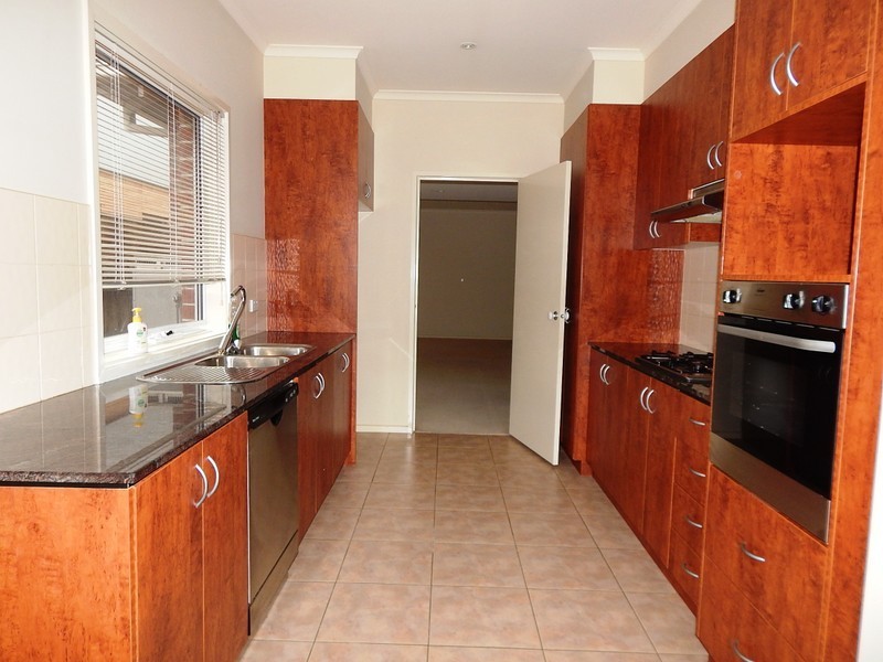 9 Starboard Lane, Patterson Lakes VIC 3197