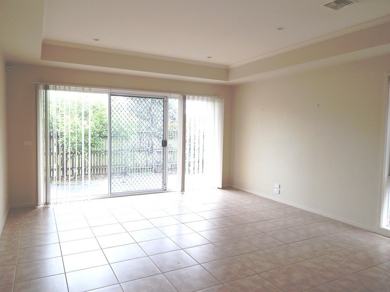 9 Starboard Lane, Patterson Lakes VIC 3197