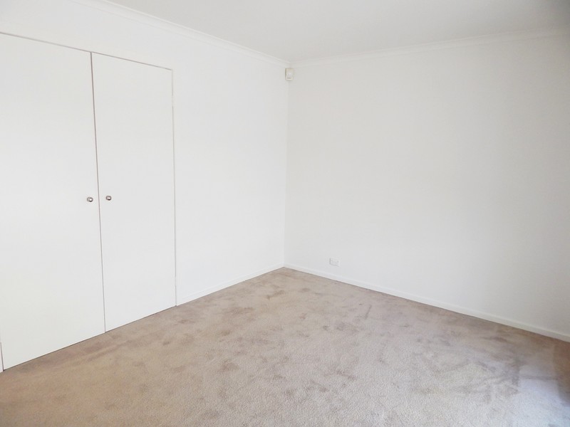 Unit 2/25 Lochiel Avenue, Edithvale VIC 3196