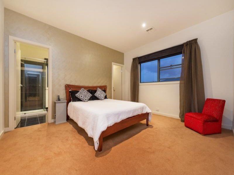 3b Turakina Avenue, Edithvale VIC 3196