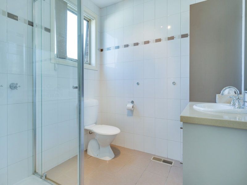 35a Alward Avenue, Clayton South VIC 3169