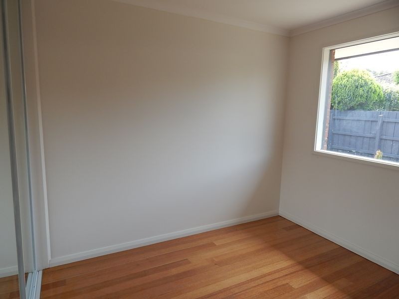 39 Village Crescent, Chelsea VIC 3196