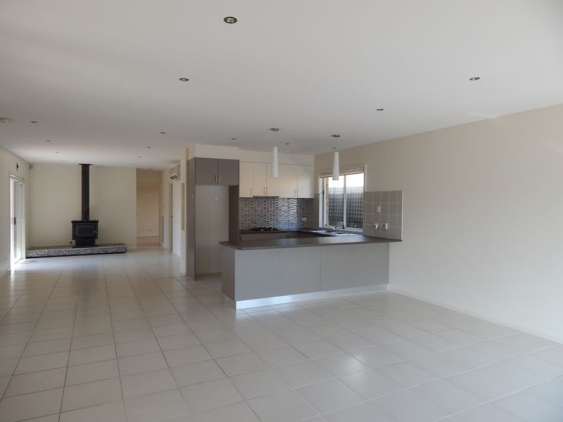 22 Swansea Road, Chelsea VIC 3196