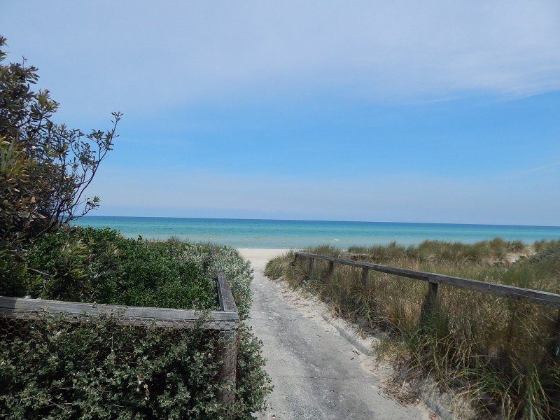 2/220 Nepean Highway, Edithvale VIC 3196