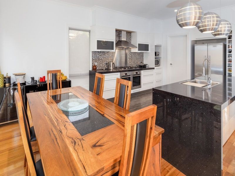 18 Wilson Street, Bentleigh VIC 3204