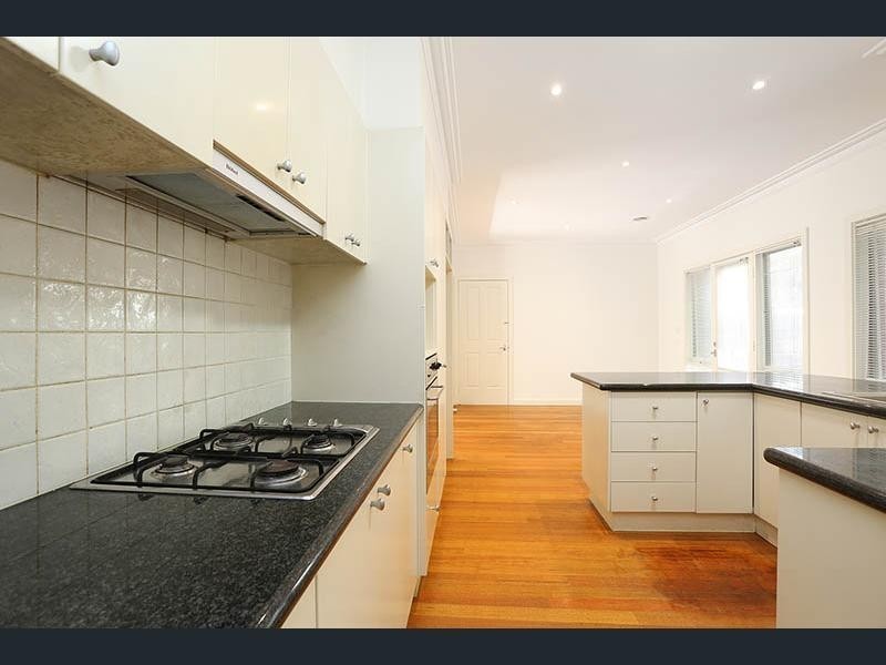 3/938 High Street Road, Glen Waverley VIC 3150