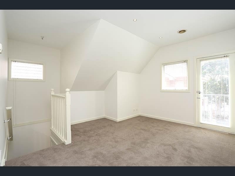 3/938 High Street Road, Glen Waverley VIC 3150