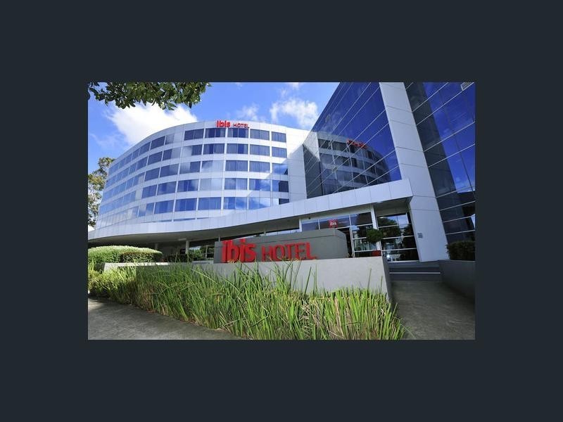 3/938 High Street Road, Glen Waverley VIC 3150