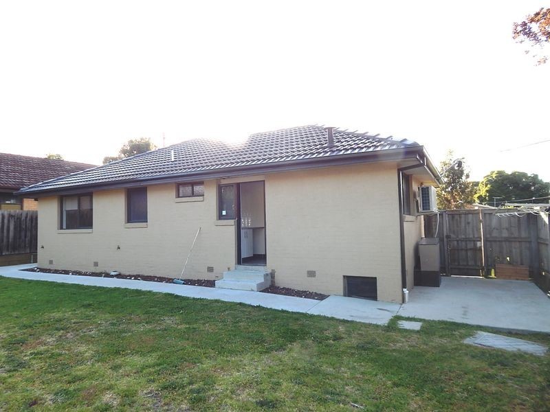 26 Ashleigh Avenue, Frankston VIC 3199
