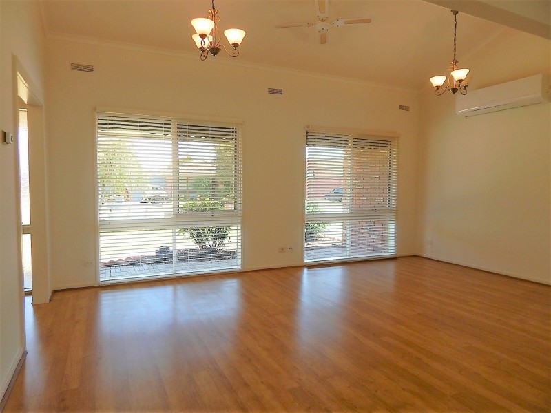 14 Jacksons Road, Chelsea VIC 3196